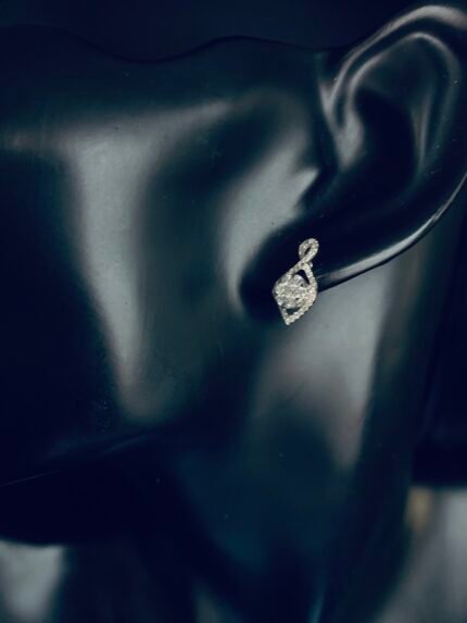 White gold necklace with 0.31 diamonds