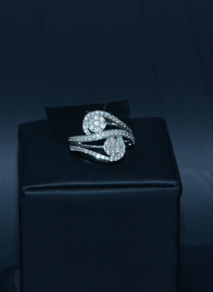 Diamond Ring on 18 K White Gold